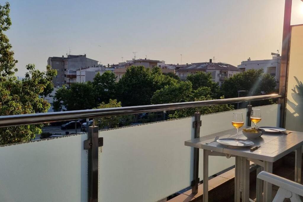 Apartament Piso En El Centro Con Vistas Al Mar Y Balcon Roses Zewnętrze zdjęcie