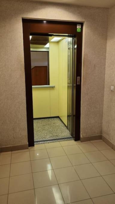 Apartament Piso En El Centro Con Vistas Al Mar Y Balcon Roses Zewnętrze zdjęcie