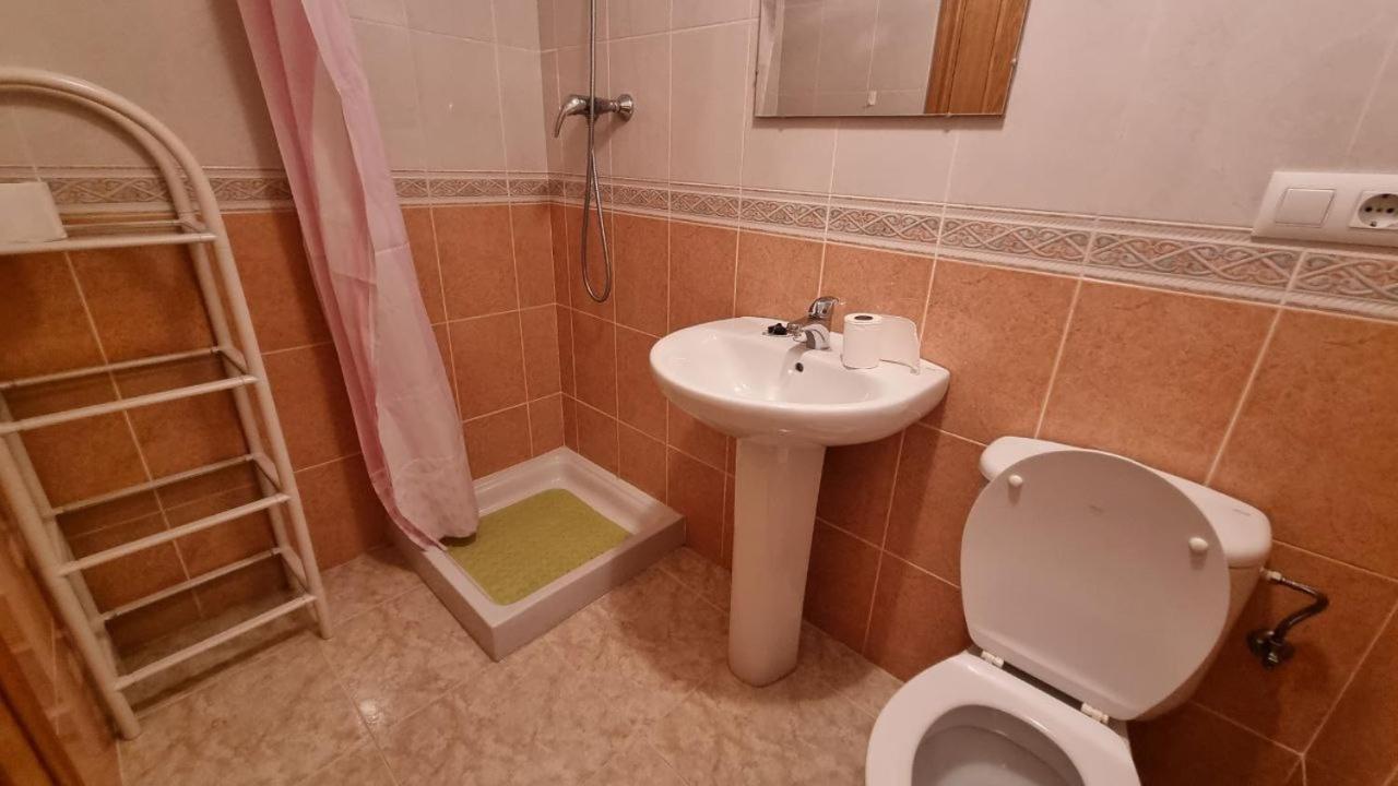 Apartament Piso En El Centro Con Vistas Al Mar Y Balcon Roses Zewnętrze zdjęcie