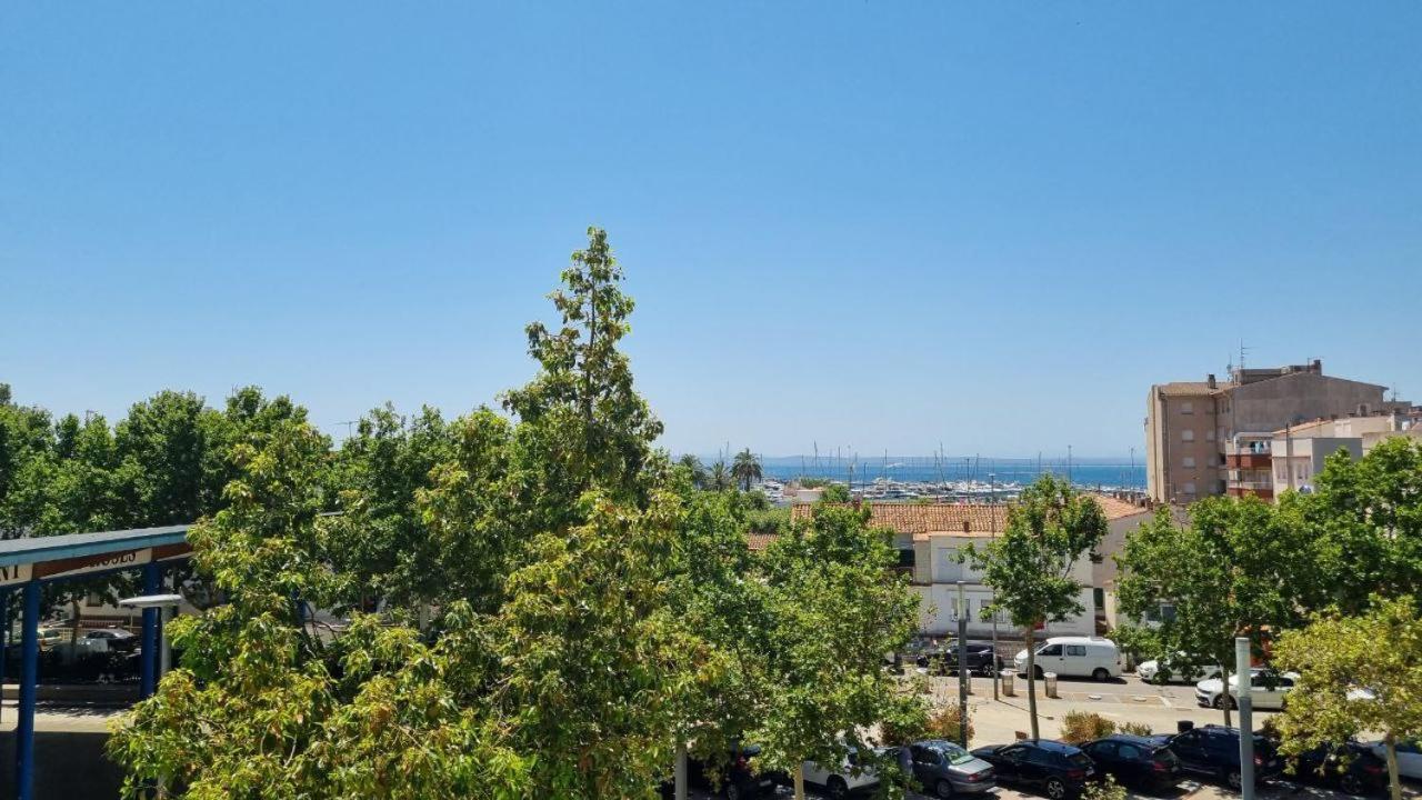 Apartament Piso En El Centro Con Vistas Al Mar Y Balcon Roses Zewnętrze zdjęcie